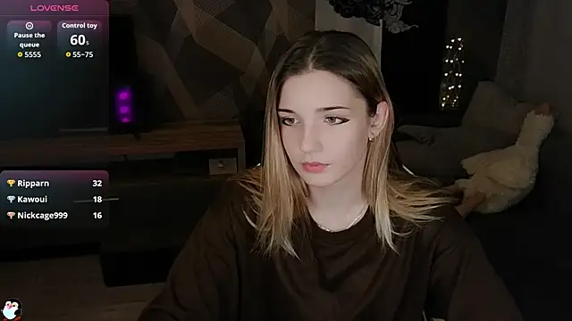 Snapshot of Sandy_Belle chatting on 12-05-25, 07:54 Sandy Belle online show from 12-05-25, 07:54