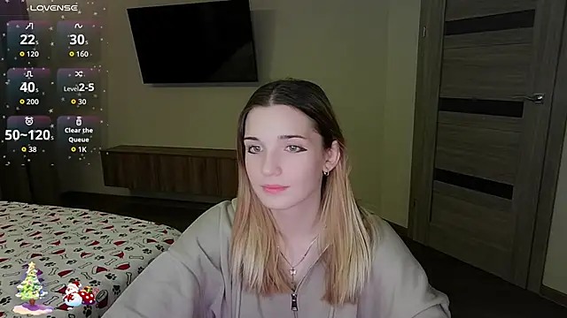 Snapshot of Sandy_Belle chatting on 12-18-25, 05:30 Sandy Belle online show from 12-18-25, 05:30