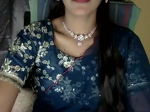 zara Khan0 online show from 10-19-25, 04:29
