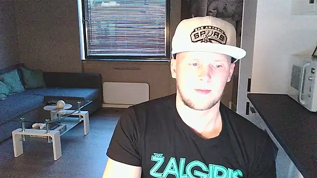 Snapshot of Dartanjanas13 chatting on 09-11-25, 05:46 Dartanjanas13 online show from 09-11-25, 05:46