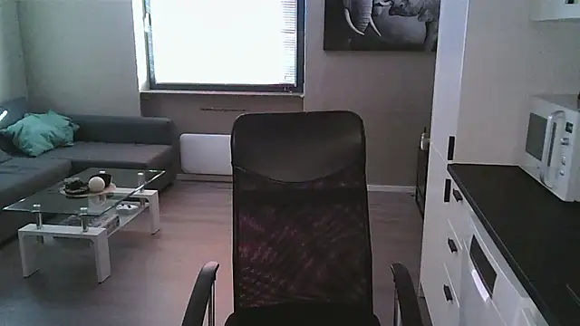 Snapshot of Dartanjanas13 chatting on 11-16-25, 01:06 Dartanjanas13 online show from 11-16-25, 01:06