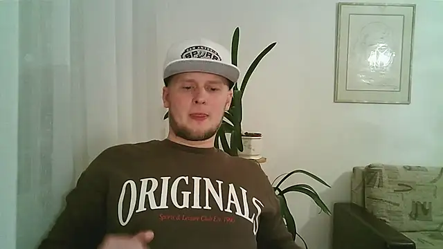 Snapshot of Dartanjanas13 chatting on 11-29-25, 09:18 Dartanjanas13 online show from 11-29-25, 09:18