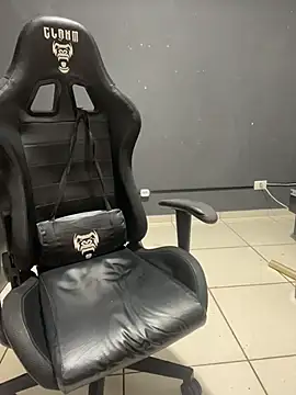 novinhacasada22 online show from 04-26-26, 12:58