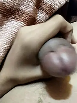 Snapshot of saneer69tew chatting on 09-08-25, 07:35 saneer69tew online show from 09-08-25, 07:35