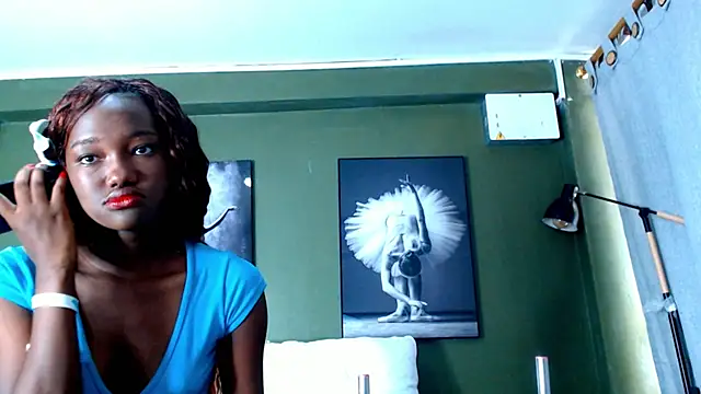 Evaa 18 online show from 09-24-25, 05:38