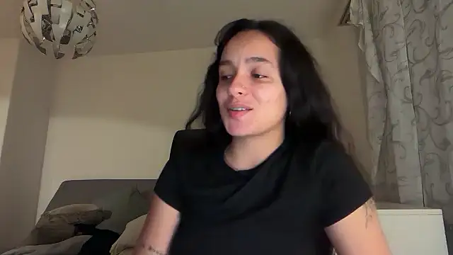 Maia Park online show from 04-24-26, 11:07