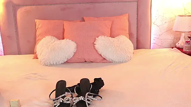 Snapshot of ChannelAngeless chatting on 09-25-25, 08:51 ChannelAngeless online show from 09-25-25, 08:51
