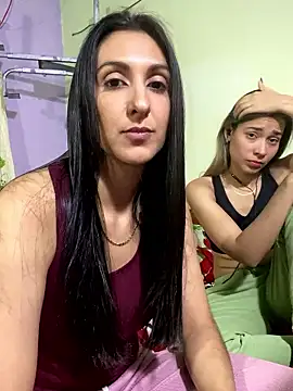 Snapshot of Saloriz_Col chatting on 01-10-26, 01:29 Saloriz Col online show from 01-10-26, 01:29