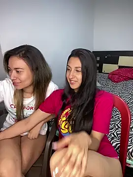 Snapshot of Saloriz_Col chatting on 02-21-26, 06:25 Saloriz Col online show from 02-21-26, 06:25