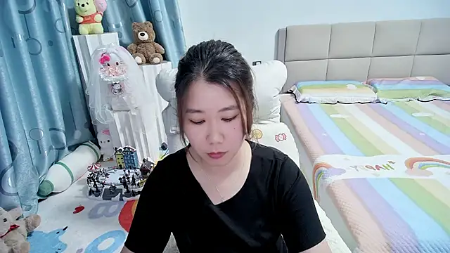 Onlyxixi online show from 04-25-26, 01:41