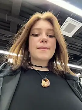 lucy-joy online show from 02-25-26, 11:20