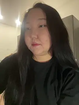 Snapshot of tammy_gun chatting on 11-19-25, 06:19 tammy gun online show from 11-19-25, 06:19