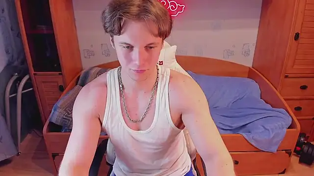 Dexter Bennett online show from 06-08-26, 06:52