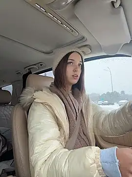 DollyTall online show from 11-06-25, 08:37