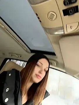 DollyTall online show from 03-10-26, 06:18