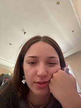 DollyTall online show from 03-28-26, 09:31