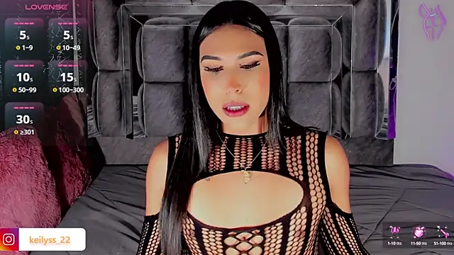 Snapshot of Keilyss_ chatting on 09-25-25, 06:17 Keilyss online show from 09-25-25, 06:17