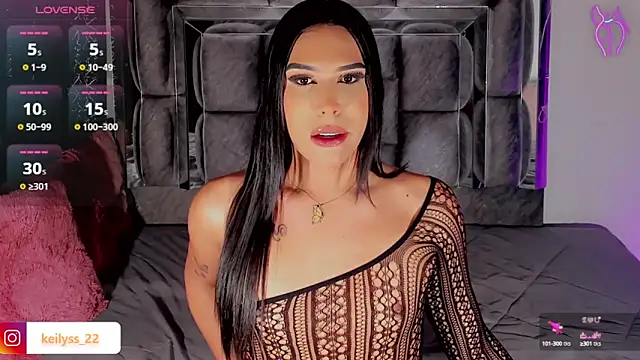 Snapshot of Keilyss_ chatting on 09-26-25, 03:21 Keilyss online show from 09-26-25, 03:21