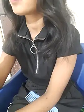AnkitaDevi online show from 04-25-26, 01:41