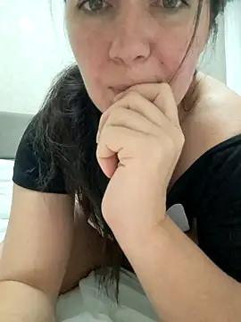 Snapshot of simpledi chatting on 05-19-26, 02:29 simpledi online show from 05-19-26, 02:29