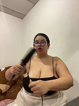 Emily Taylor2 online show from 09-13-25, 02:33