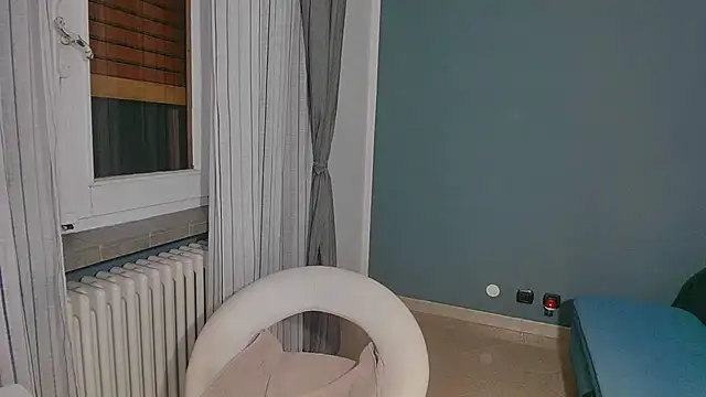 Snapshot of melinda_87 chatting on 10-09-25, 09:13 melinda 87 online show from 10-09-25, 09:13