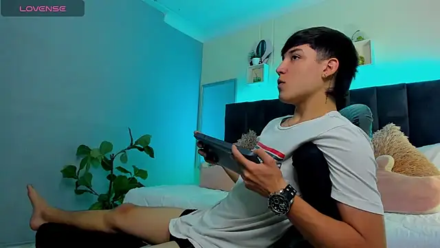 Ares di martin online show from 09-22-25, 02:19