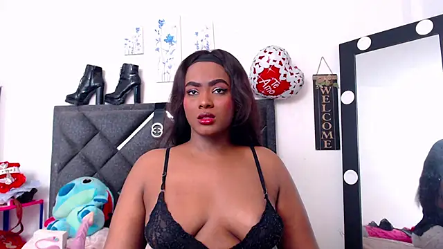 Snapshot of NatashaBella chatting on 10-23-25, 08:18 NatashaBella online show from 10-23-25, 08:18