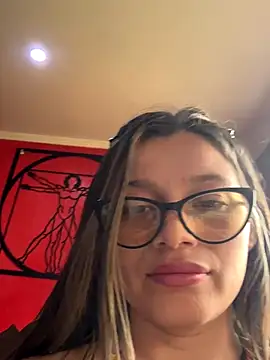 Snapshot of KoraSweett chatting on 11-25-25, 07:14 KoraSweett online show from 11-25-25, 07:14