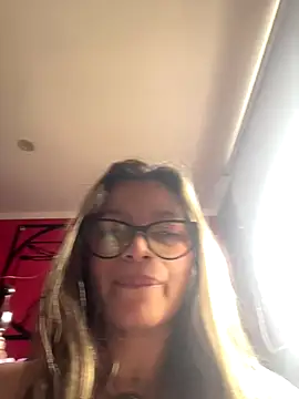 Snapshot of KoraSweett chatting on 12-15-25, 07:07 KoraSweett online show from 12-15-25, 07:07