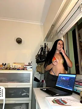 Snapshot of very_licious chatting on 09-09-25, 08:52 very licious online show from 09-09-25, 08:52