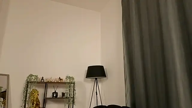 aerisblue online show from 11-19-25, 07:14