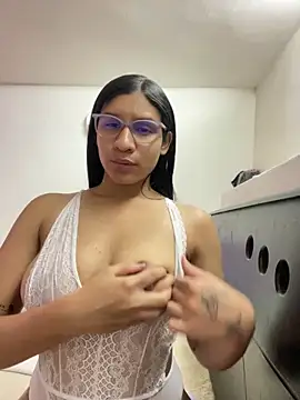 Danny gonza online show from 10-13-25, 07:03