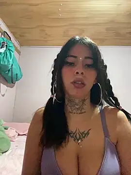 kiittyselenita online show from 05-07-26, 02:06