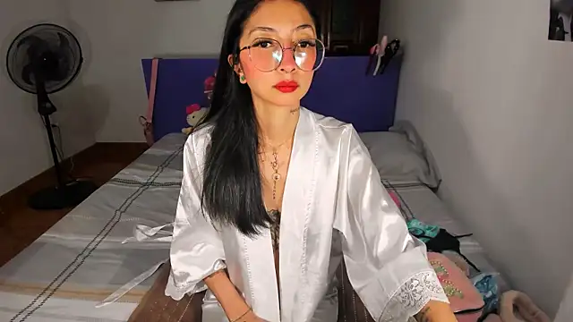 Anais lux online show from 05-15-26, 11:01