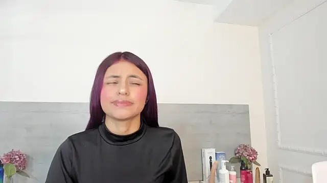 sunnyWhitee online show from 04-27-26, 07:23