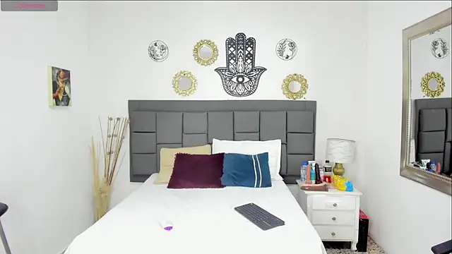 Snapshot of summer_williams18 chatting on 11-07-25, 12:32 summer williams18 online show from 11-07-25, 12:32