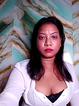 Snapshot of hornyzinia123 chatting on 09-14-25, 06:51 hornyzinia123 online show from 09-14-25, 06:51