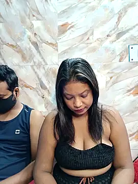 Snapshot of hornyzinia123 chatting on 10-23-25, 05:23 hornyzinia123 online show from 10-23-25, 05:23