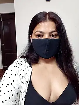 Snapshot of Aavya_007 chatting on 05-21-26, 03:35 Aavya 007 online show from 05-21-26, 03:35