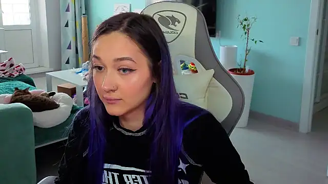 Im suka online show from 04-22-26, 03:09