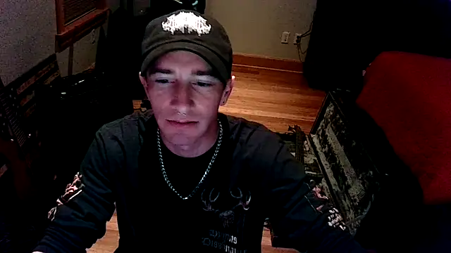 Snapshot of LEVIATHANX666 chatting on 03-06-26, 08:11 LEVIATHANX666 online show from 03-06-26, 08:11