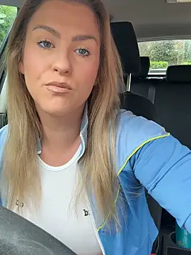 Charleigh xx online show from 10-31-25, 01:34