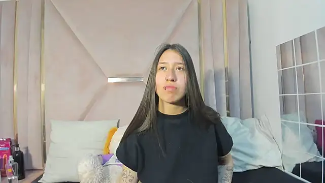 venusmorgan online show from 10-15-25, 03:01