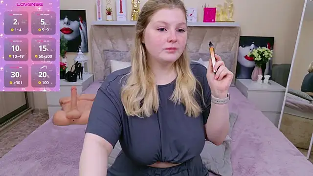 AmeliaDiamond online show from 10-11-25, 12:21