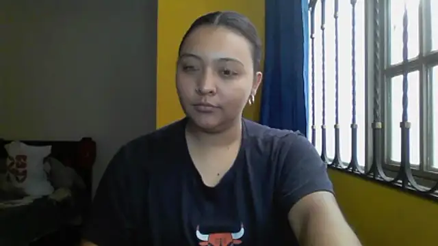 Snapshot of ALANA_150 chatting on 05-13-26, 01:52 ALANA 150 online show from 05-13-26, 01:52