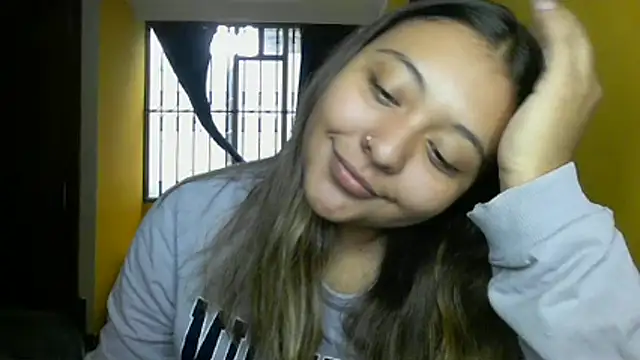 Snapshot of ALANA_150 chatting on 05-14-26, 11:50 ALANA 150 online show from 05-14-26, 11:50