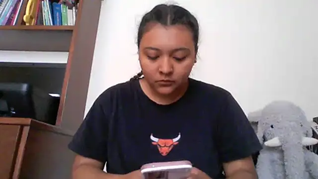 Snapshot of ALANA_150 chatting on 05-30-26, 01:41 ALANA 150 online show from 05-30-26, 01:41