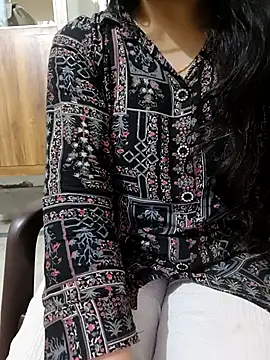 Snapshot of roshni_agrawal0 chatting on 09-27-25, 02:49 roshni agrawal0 online show from 09-27-25, 02:49