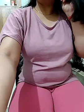 Snapshot of roshni_agrawal0 chatting on 10-07-25, 07:27 roshni agrawal0 online show from 10-07-25, 07:27